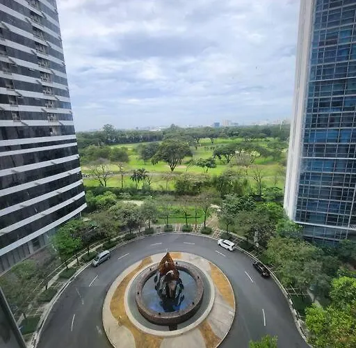 Apartamento Enjoy Bgc Sunset And Golf Course View 2 Bedroom Loft With 100mbps Internet Connection Manila